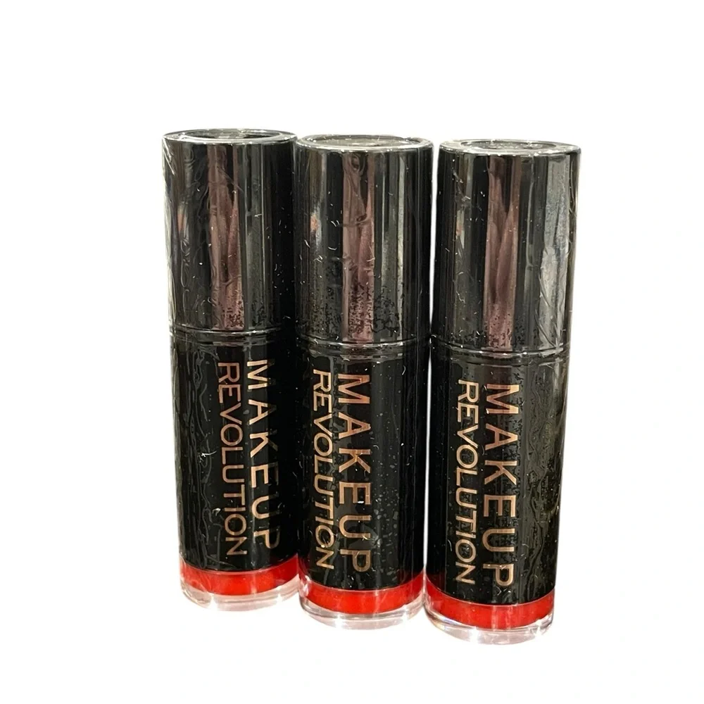 New Makeup Revolution London‎ Lipstick LADY 0.11oz/3.2g Red Dark Classic